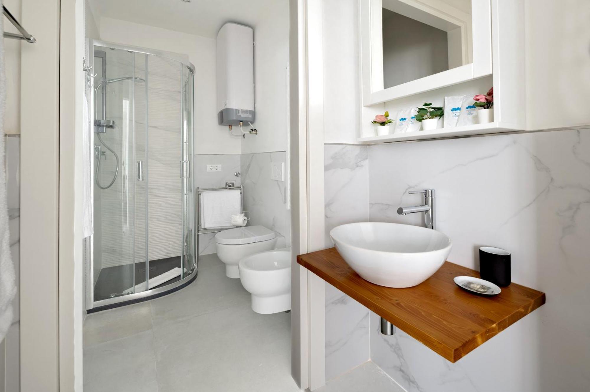 Via Ponte Alle Mosse, 19 - Florence Charming Apartments - A Chic, Newly Renovated Apartment Near Tram Leopolda, A Few Min From Downtown 外观 照片