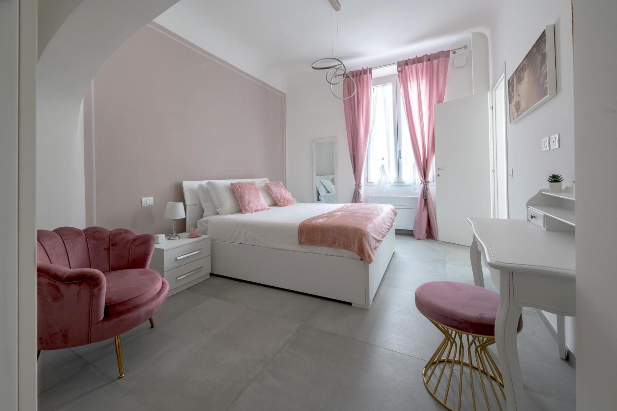 Via Ponte Alle Mosse, 19 - Florence Charming Apartments - A Chic, Newly Renovated Apartment Near Tram Leopolda, A Few Min From Downtown 外观 照片
